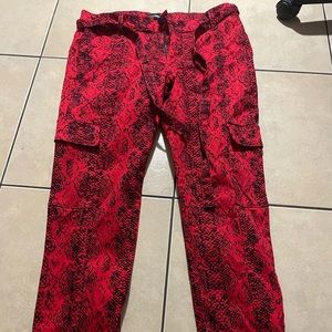 Maynard pants- red/black